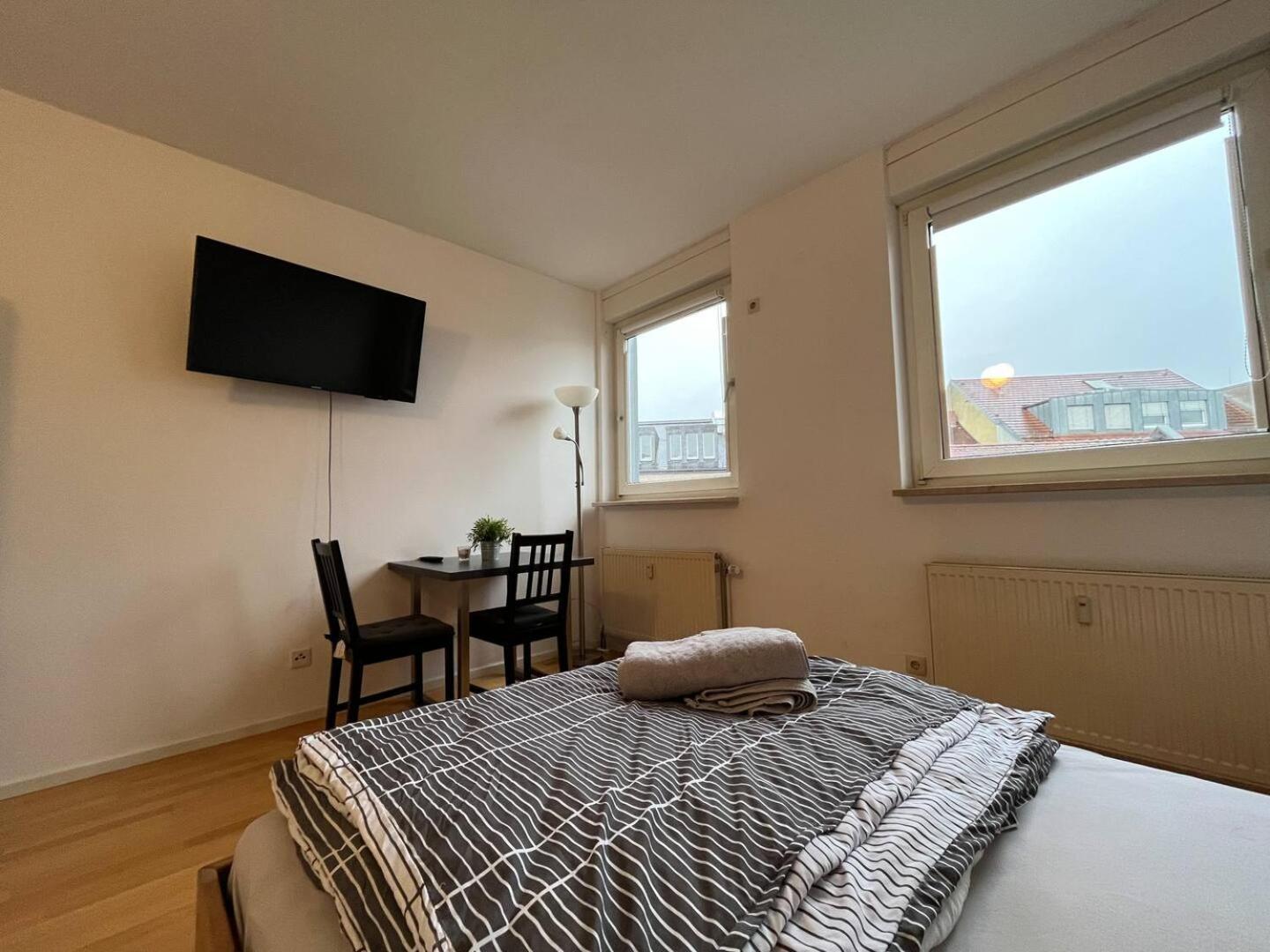 Simplex Apartments Am Ludwigsplatz Karlsruhe Esterno foto