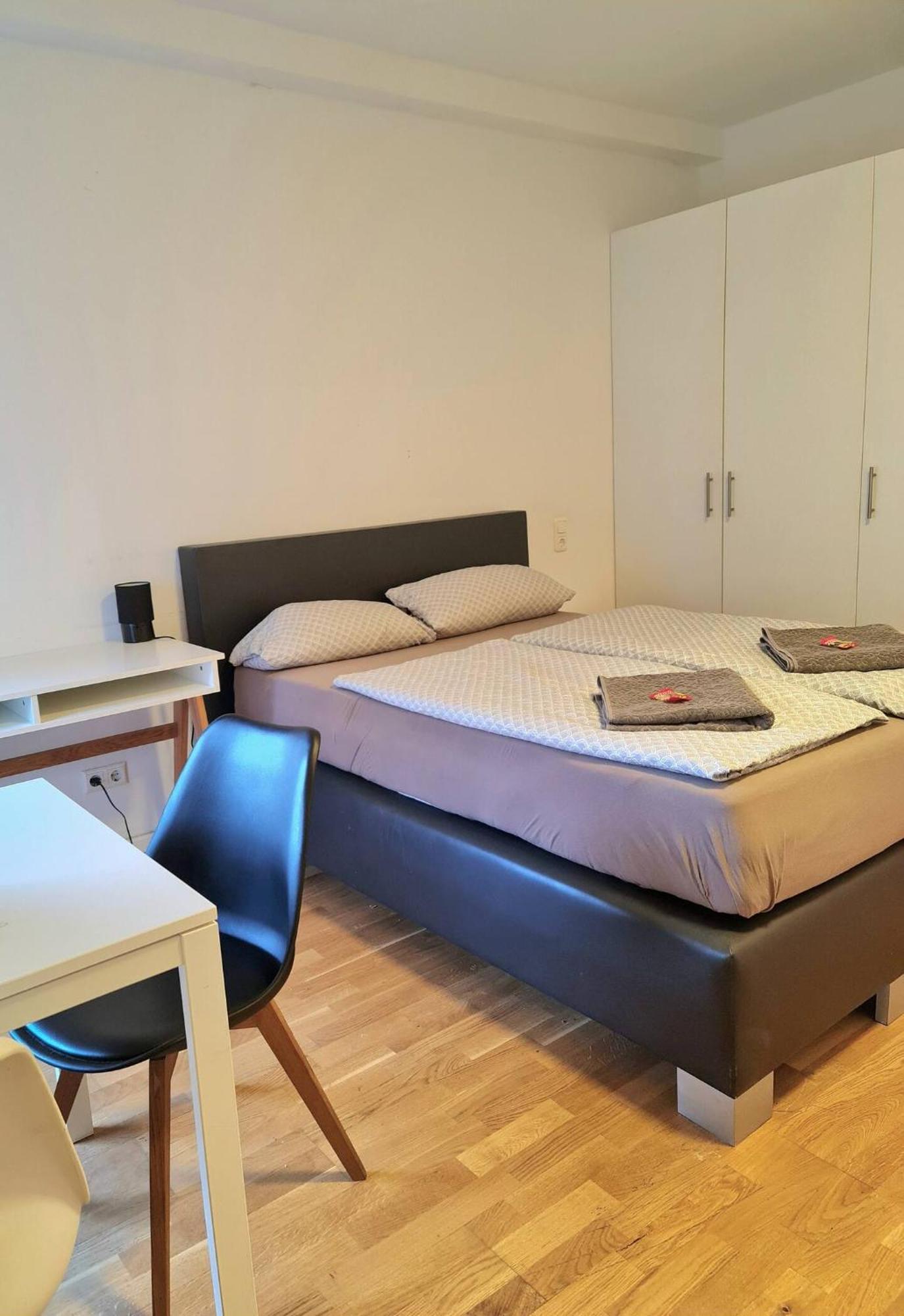 Simplex Apartments Am Ludwigsplatz Karlsruhe Esterno foto