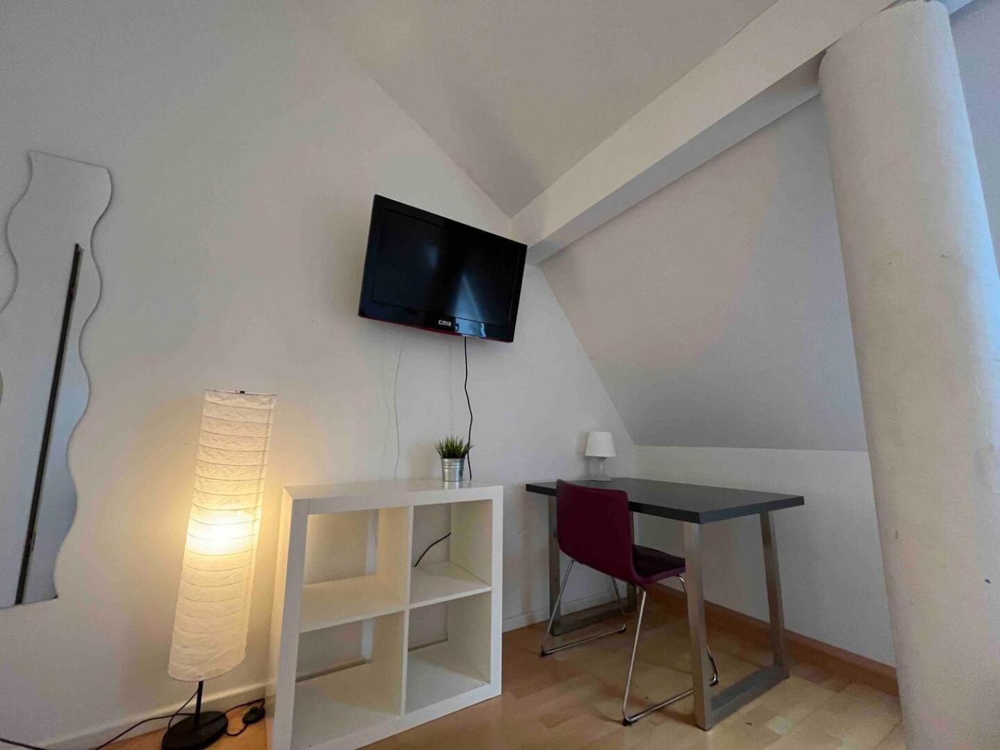 Simplex Apartments Am Ludwigsplatz Karlsruhe Esterno foto