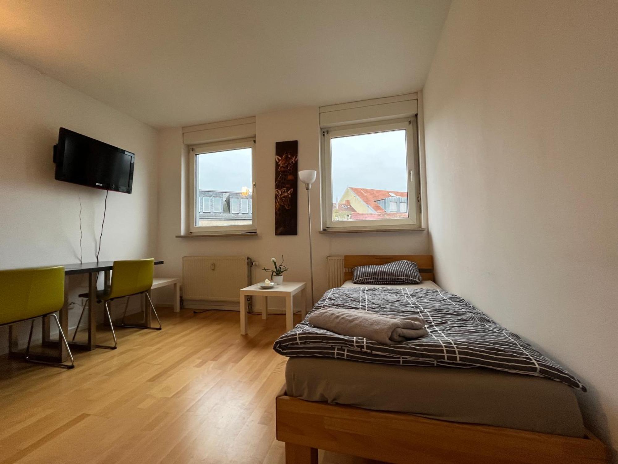 Simplex Apartments Am Ludwigsplatz Karlsruhe Esterno foto